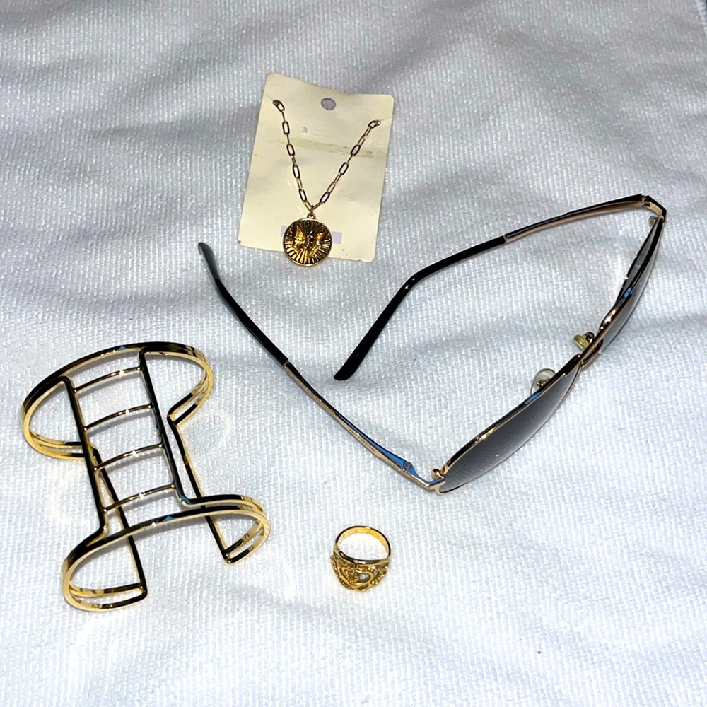 Accessories Bundle